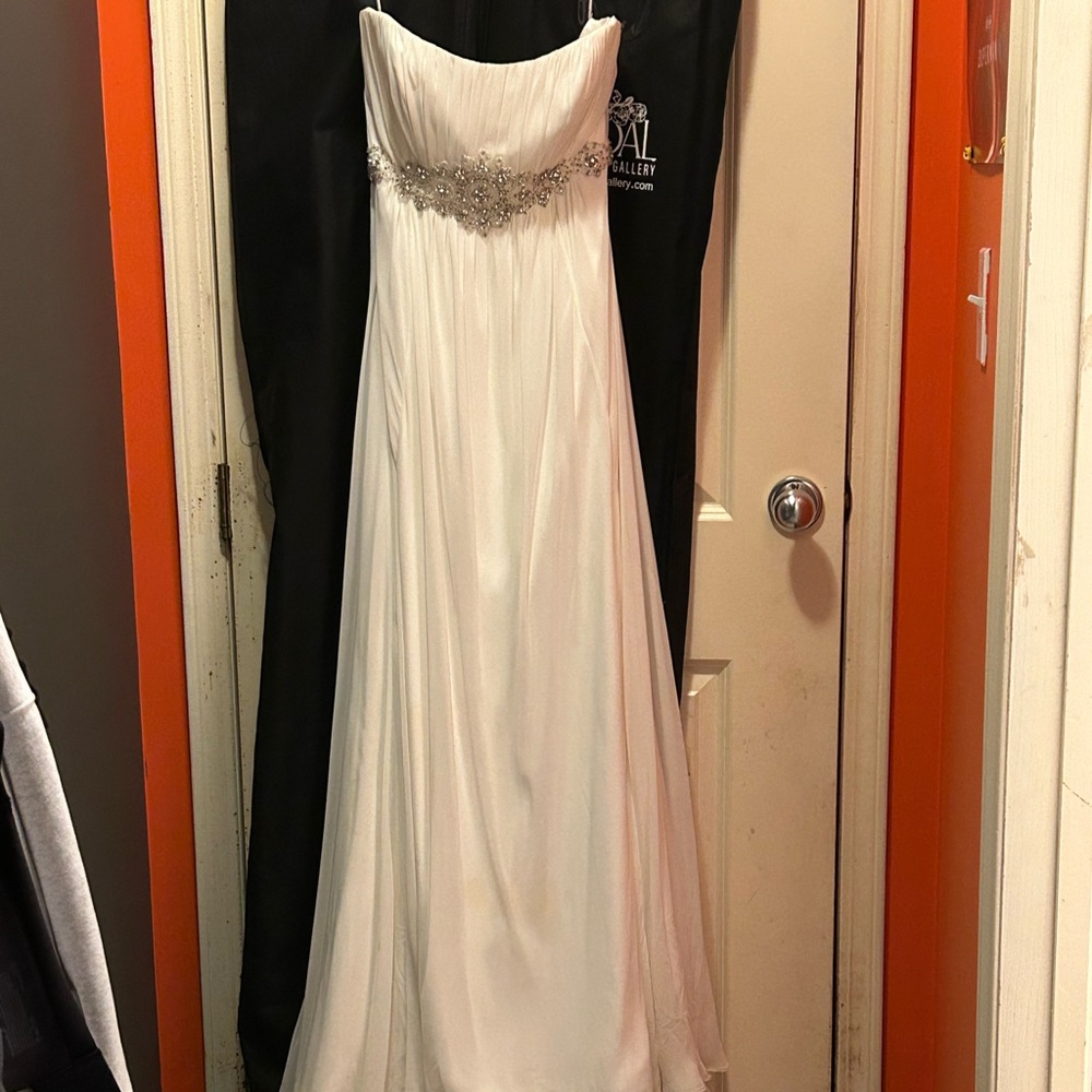 Wedding dress/ Open to reasonable offers